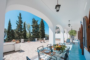 Villa La Baika by Myvillacollection
