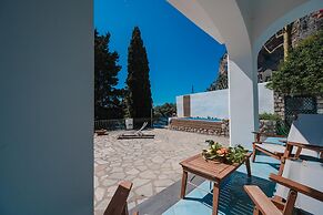 Villa Capri by Myvillacollection