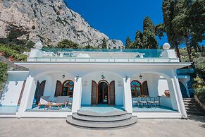 Villa Capri by Myvillacollection