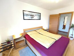 Vidora Apartments
