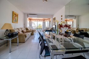 Oceana Suites Palm Beach