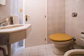 Oceana Suites Palm Beach