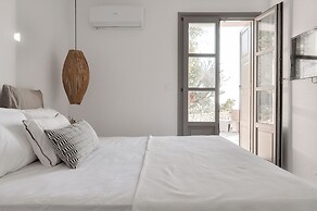 Cliff Villa