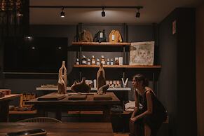 Sui Posada Boutique