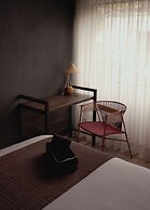 Sui Posada Boutique