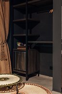 Sui Posada Boutique