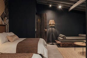 Sui Posada Boutique