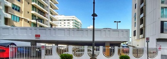 Maria Beach 1BDR Oceanfront Pool Parking