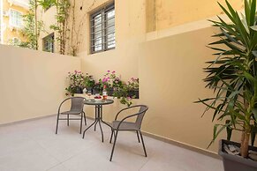 Yard Studio by Corfuescapes