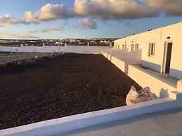 Calma Eco Houses