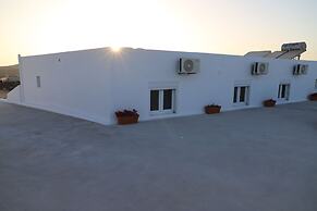 Calma Eco Houses