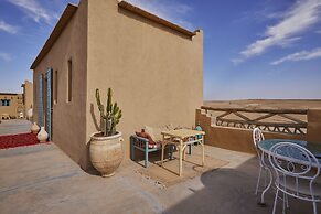 Agafay Desert Hotel