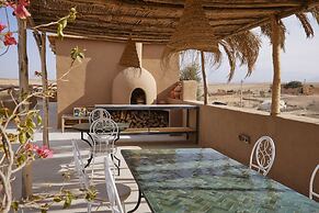 Agafay Desert Hotel