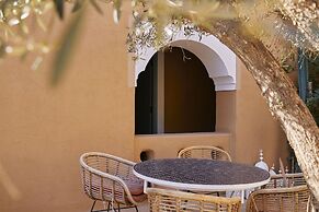 Agafay Desert Hotel