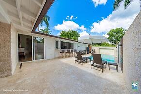 Luxurious 3 Br Golf Villa
