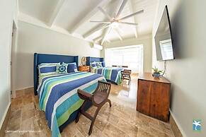 Luxurious 3 Br Golf Villa