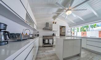 Luxurious 3 Br Golf Villa