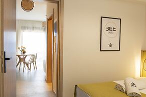 The Bee Apartments Sea View
