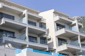 The Bee Apartments Sea View