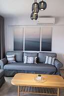 The Bee Apartments Sea View