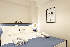 The Bee Apartments Sea View