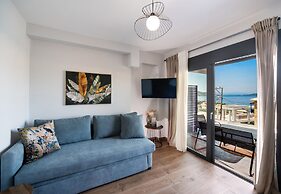 The Bee Apartments Sea View