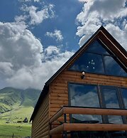 Kazbegi Inn Cottages