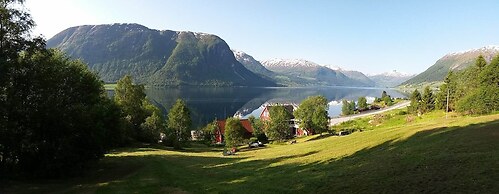 Jølster Lake View