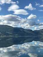 Jølster Lake View