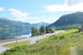 Jølster Lake View