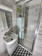 HOTEL RESIDENCE A LA BUTTE AUX CAILLES