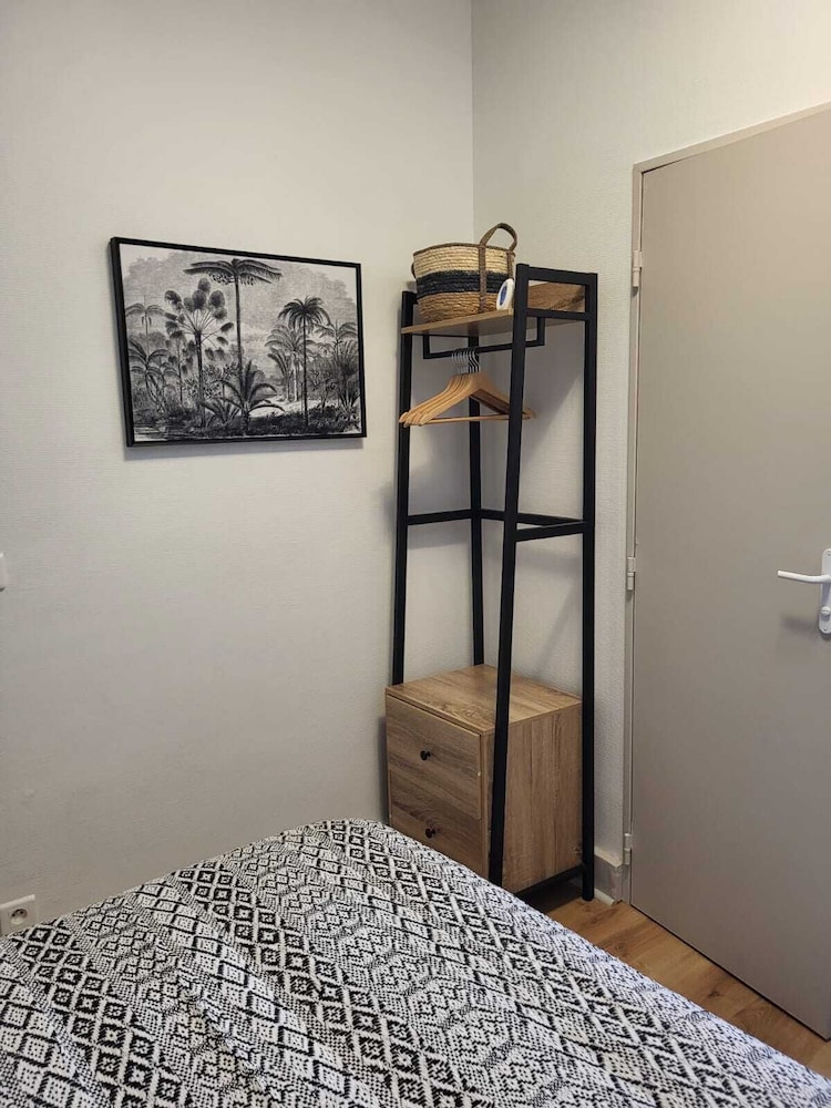 HOTEL RESIDENCE A LA BUTTE AUX CAILLES