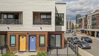 The Iris DT Condo with AC in Mission