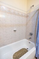 Golden Dream Villas Studio 306  A B
