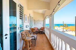 Golden Dream Villas Studio 306  A B