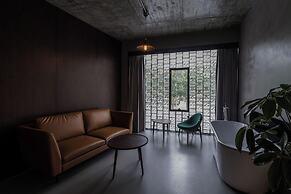 Neobridge Hotel