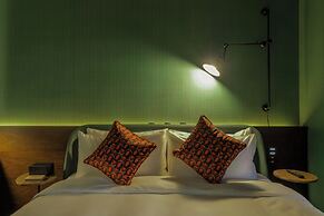 Neobridge Hotel