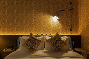 Neobridge Hotel