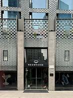Neobridge Hotel