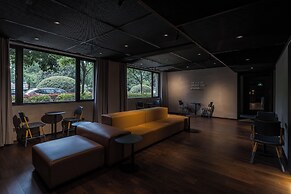 Neobridge Hotel