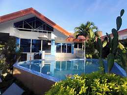 Seaview Beach Resort Dumaguete Beachfront