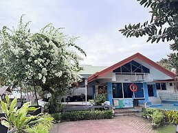 Seaview Beach Resort Dumaguete Beachfront