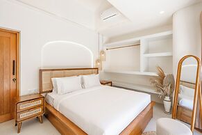 Zeus Villa by Betterplace