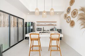 Zeus Villa by Betterplace