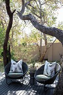 Ndlovu Safari Lodge