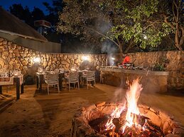 Ndlovu Safari Lodge
