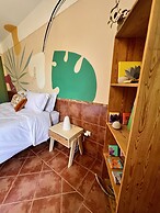 ART POiNT GUESTHOUSE