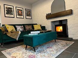 Llansteffan - Dog Friendly 2-bed House, Sleeps 4