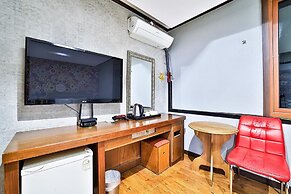 Khan Motel