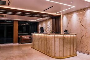 Hotel Beyond Blu